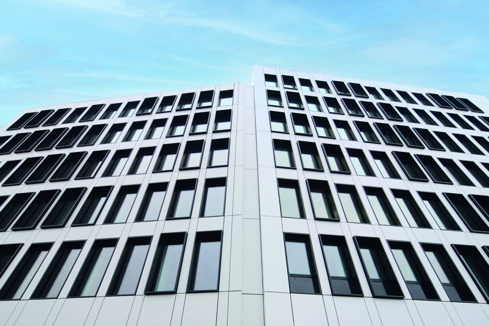 Schüco Corporate Services