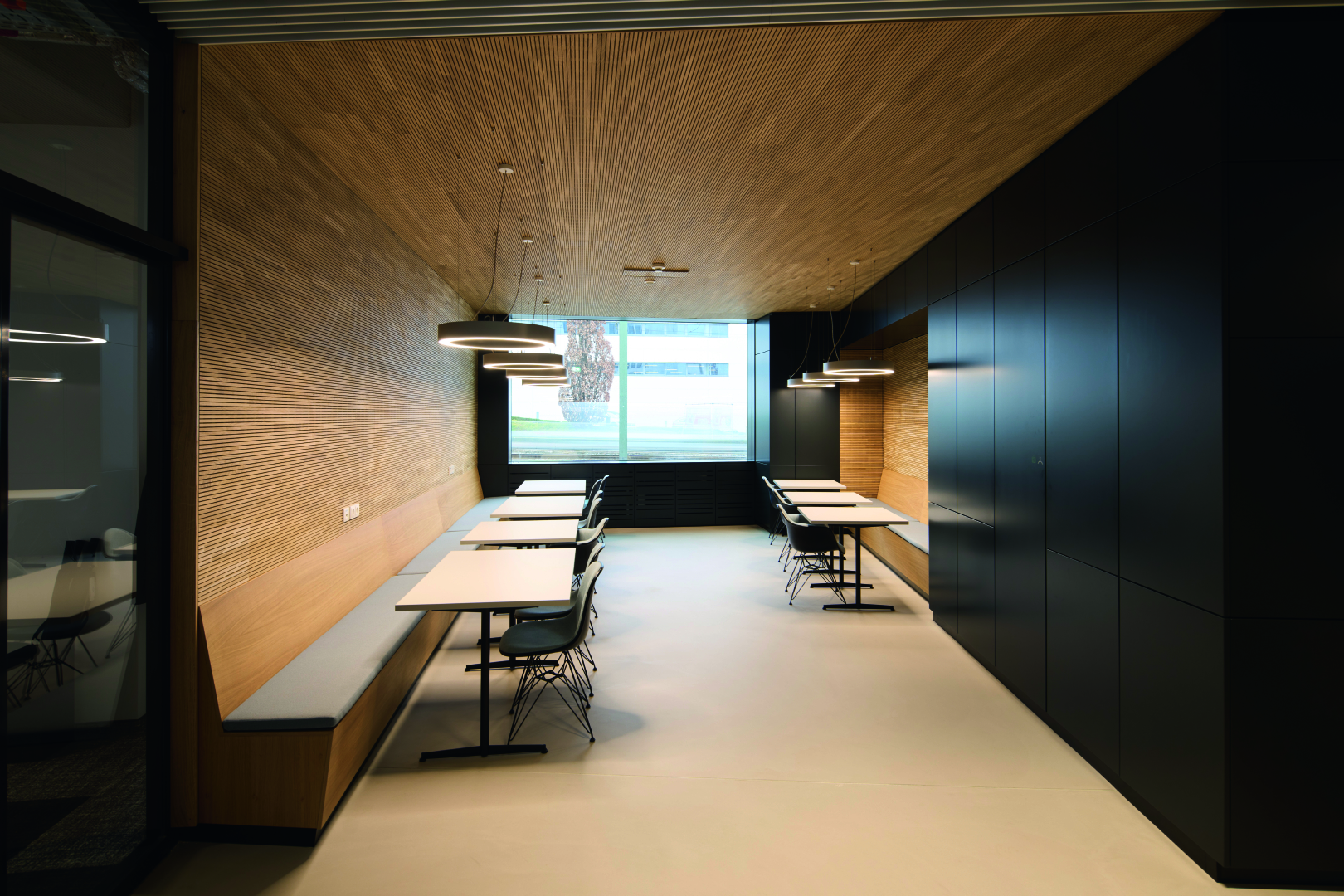 Schüco Corporate Services