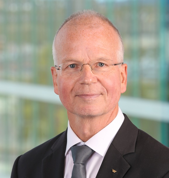 bildet av Schüco prosjektrådgiveren Thomas Aasen