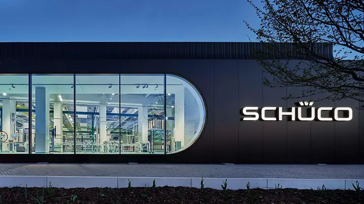 WF_Rendering_Maschinenshowroom