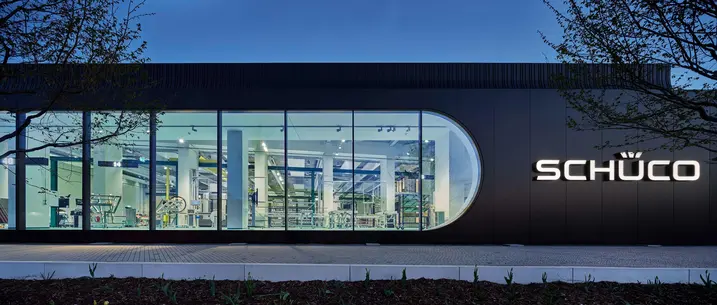 WF_Rendering_Maschinenshowroom