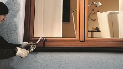 Schüco Fenster mit Einbruchhemmung sichern Ihr Zuhause.