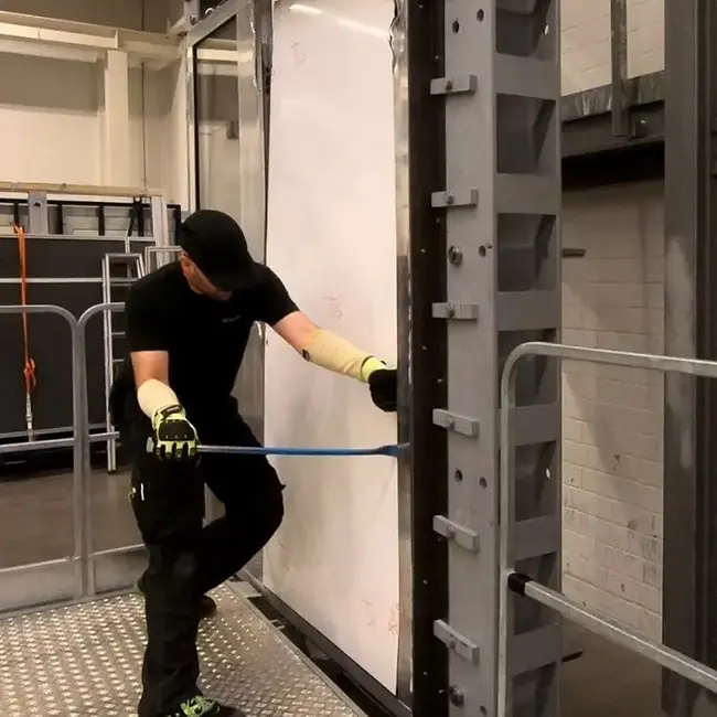 Prüfung der Widerstandsfähigkeit gegen manuelle Angriffe nach DIN EN 1630