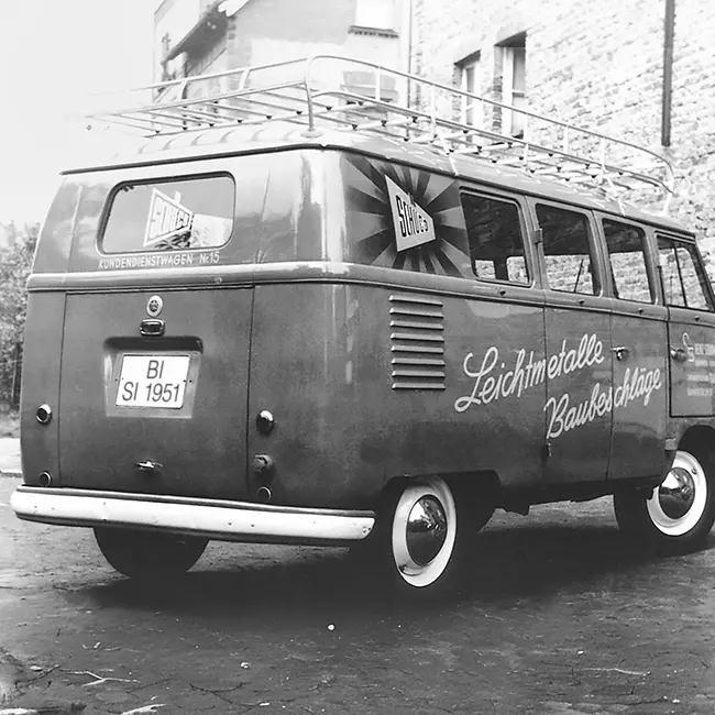 06_01_08_Schueco_Fuhrpark_Alte_Auto_60er 3