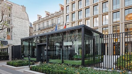 Deu_Botschaft_Paris_Wachhaus_03