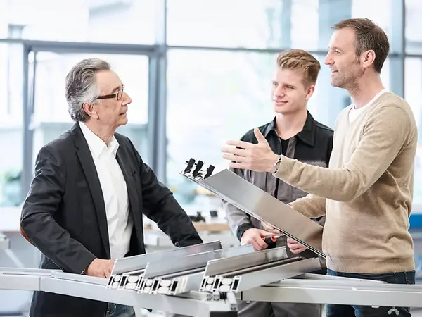 Consulenza tecnica tra professionisti Schüco su profili in alluminio