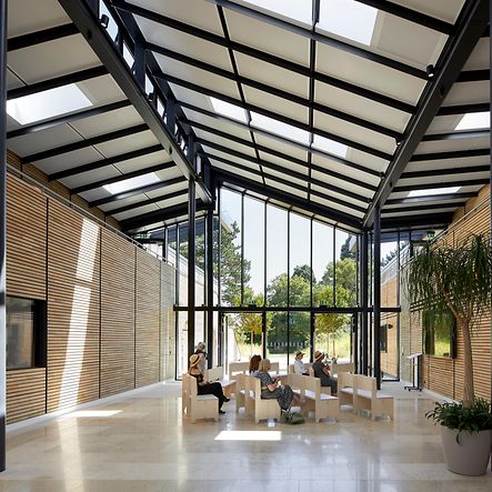 10 High-res photo - interior credit Hufton Crow