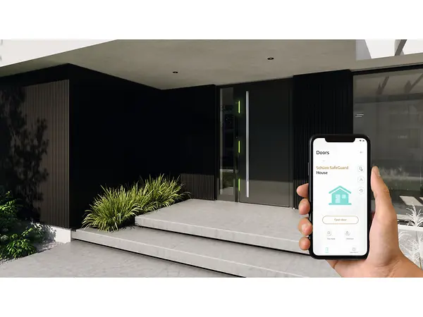 Sistema Schüco Smart Door con apertura porta tramite smartphone
