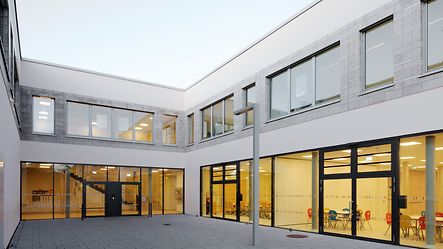 100_152542_janisol2_el_30