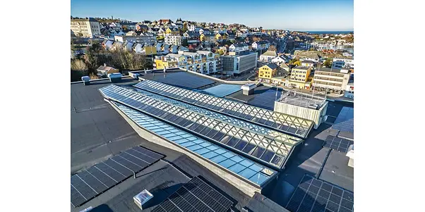 campus-kristiansund-tak-solceller