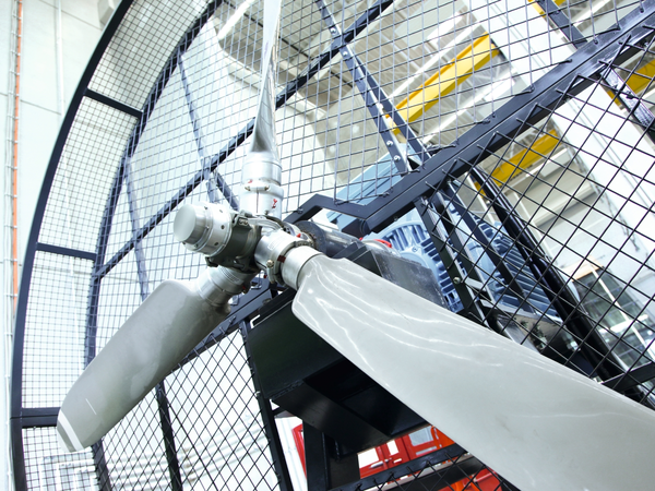 Großer Ventilator zur Wettersimulation im Schüco Technologiezentrum
