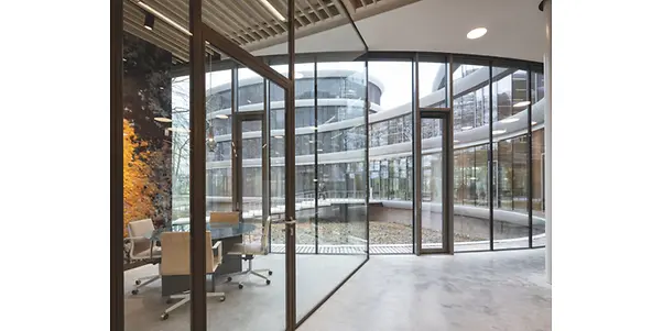 Triodos-Bank-innvendig-Ossip-Duivenbode