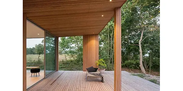 imgi_9_karusell-villa-beddinge-sverige-terrasse