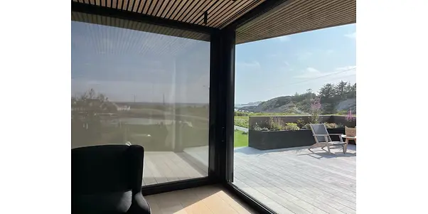 skudenesfjorden-solskjerming-innefra