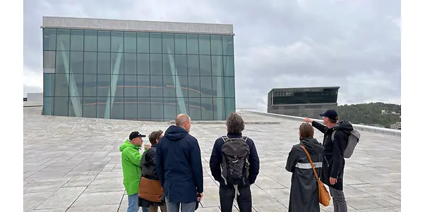 archiwalks-opera-front